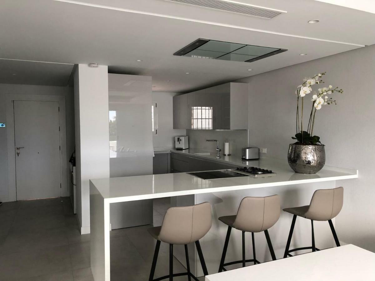 Modern Apartment Puente Romano Marbella Kültér fotó